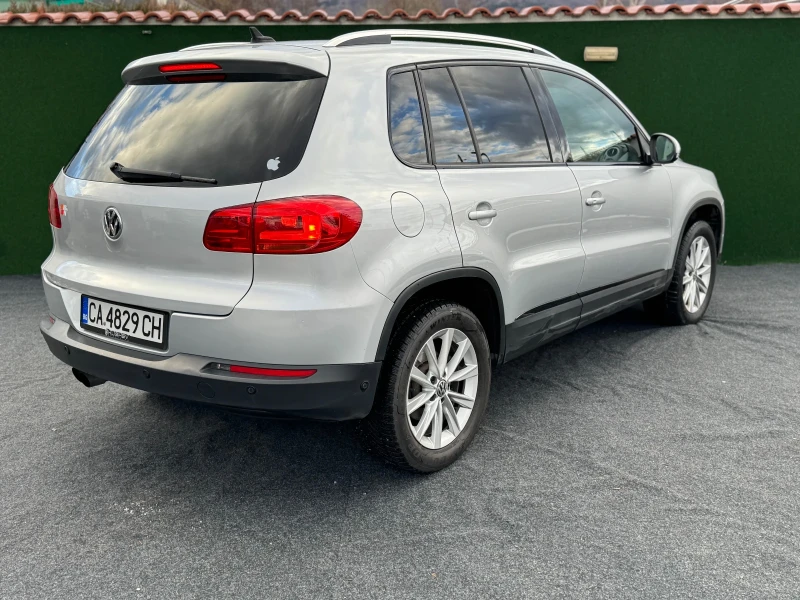 VW Tiguan 2.0TDI  4motion, снимка 5 - Автомобили и джипове - 48693268