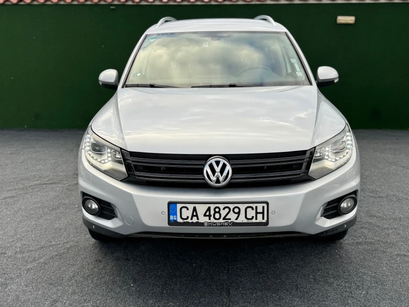 VW Tiguan 2.0TDI  4motion, снимка 2 - Автомобили и джипове - 48693268