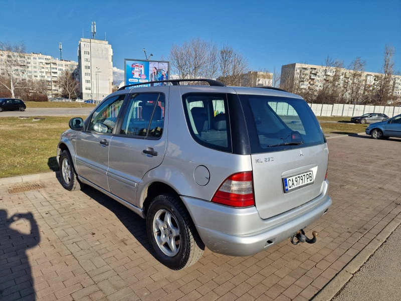 Mercedes-Benz ML 270, снимка 5 - Автомобили и джипове - 49536228