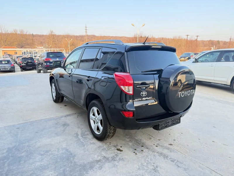 Toyota Rav4 2.2D4D 136k.c* Kamera* Nova* UNIKAT* 3 броя, снимка 5 - Автомобили и джипове - 49108192