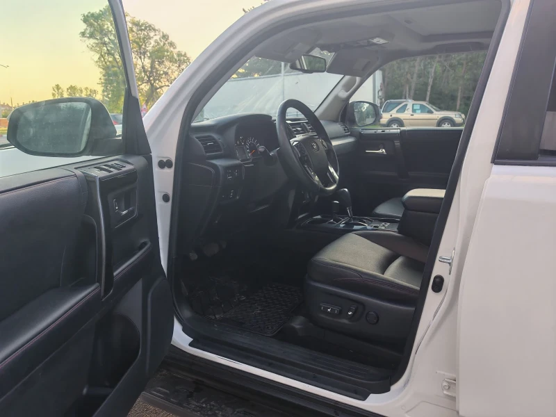 Toyota 4runner 4.0 V6 TRD OFF ROAD, снимка 7 - Автомобили и джипове - 52149876