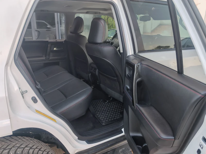 Toyota 4runner 4.0 V6 TRD OFF ROAD, снимка 11 - Автомобили и джипове - 52149876