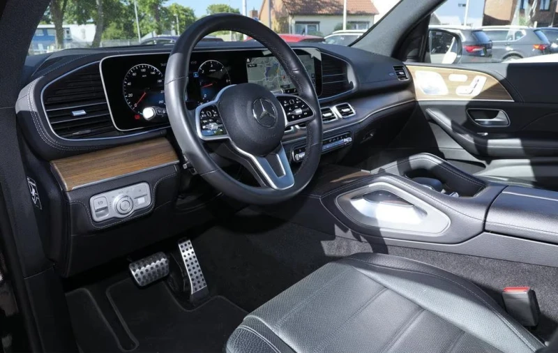 Mercedes-Benz GLS 400 AMG/330HP/4MATIC/7S/PANO/HUD/BURM/360/MEMO/293g, снимка 4 - Автомобили и джипове - 51659003