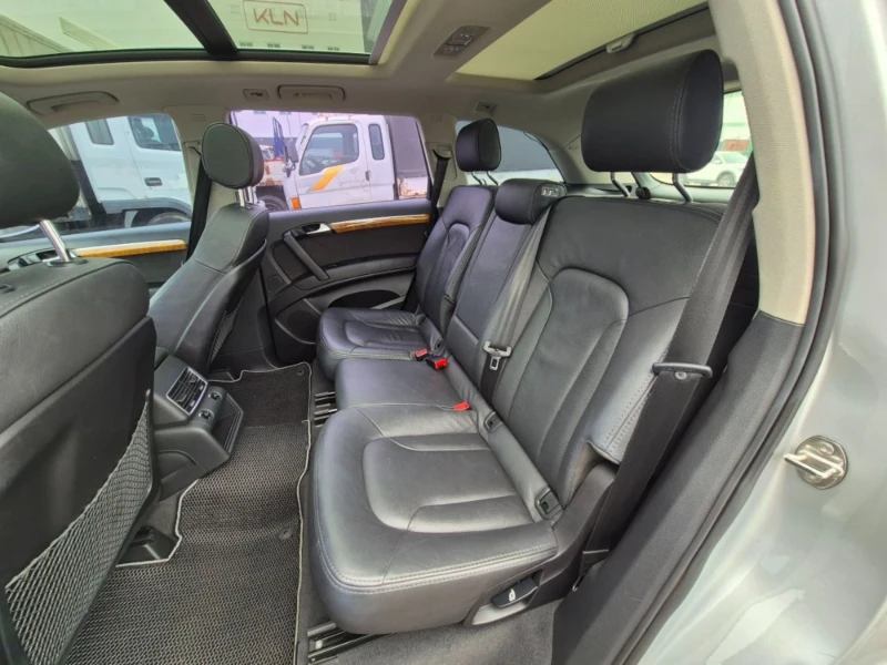 Audi Q7  2014г.ФЕЙС На пружини панорама камера , снимка 12 - Автомобили и джипове - 52568121