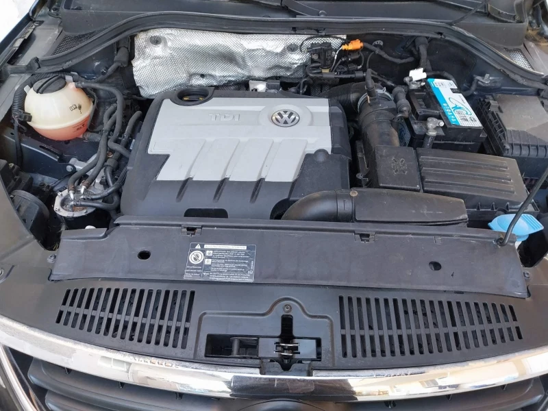VW Tiguan, снимка 9 - Автомобили и джипове - 52425847