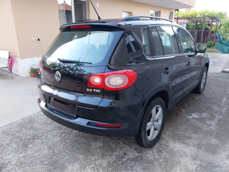 VW Tiguan, снимка 7 - Автомобили и джипове - 52425847