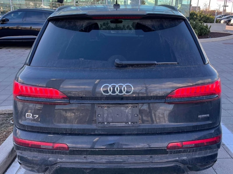 Audi Q7 * Progressiv * CARFAX * БЕЗ ПЪРВОНАЧАЛНА ВНОСКА, снимка 4 - Автомобили и джипове - 52630612