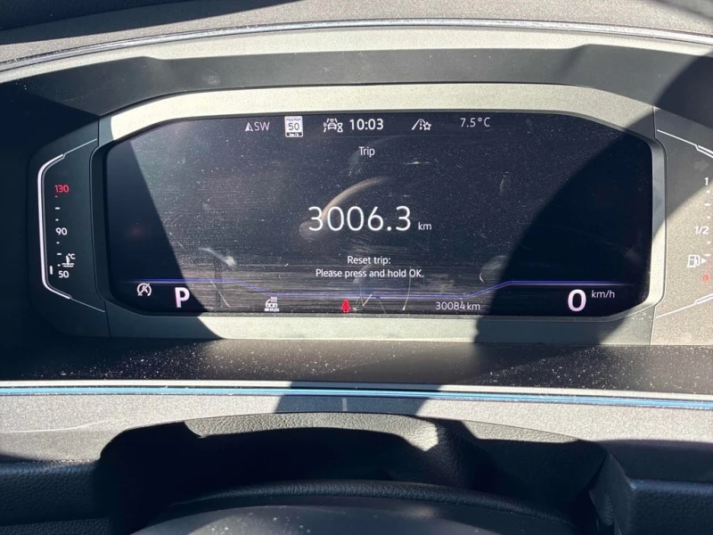 VW Tiguan * HIGHLINE R LINE * CARFAX * БЕЗ ПЪРВОНАЧАЛНА ВНОС, снимка 8 - Автомобили и джипове - 52841975