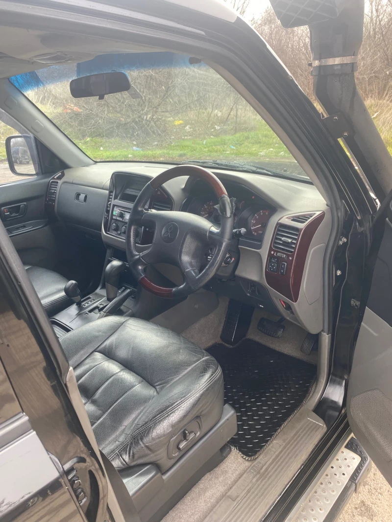 Mitsubishi Pajero 3.2 D 165к.с, снимка 14 - Автомобили и джипове - 53257063