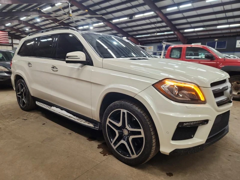 Mercedes-Benz GL 550 4.6L 8 All wheel drive, снимка 7 - Автомобили и джипове - 53367662