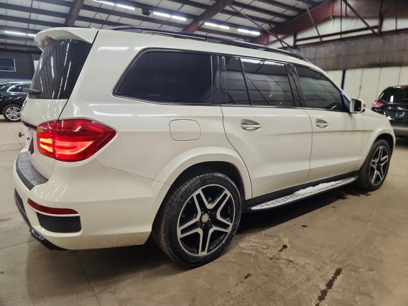 Mercedes-Benz GL 550 4.6L 8 All wheel drive, снимка 6 - Автомобили и джипове - 53367662