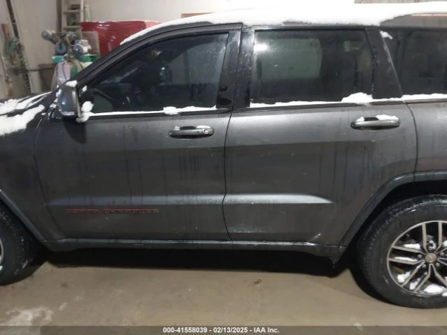 Jeep Grand cherokee 5.7L TRAILHAWK * ЛИЗИНГ* , снимка 8 - Автомобили и джипове - 49282737