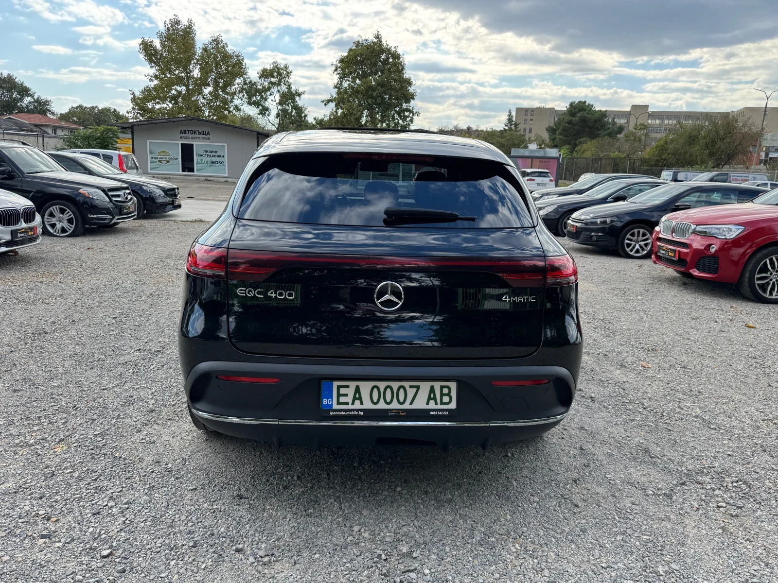 Mercedes-Benz EQC  400/AMG/4MATIC/ТЕГЛИЧ//ЛИЗИНГ/2-комплекта гуми  - изображение 3