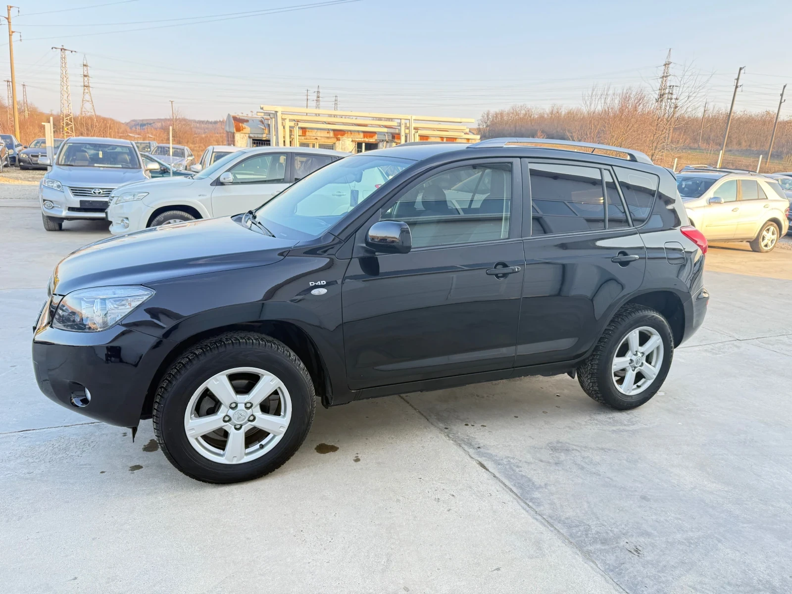 Toyota Rav4 2.2D4D 136k.c* Kamera* Nova* UNIKAT* 3 броя - изображение 3