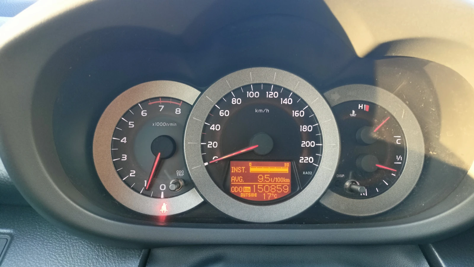 Toyota Rav4  - изображение 10
