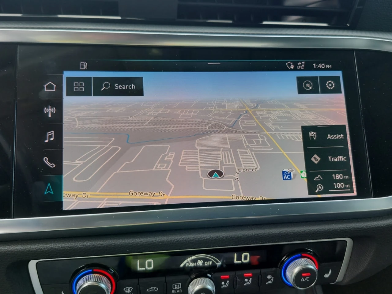 Audi Q3 * АВТО КРЕДИТ* ЦЕНА ДО БГ * Сервизна история *  - изображение 8