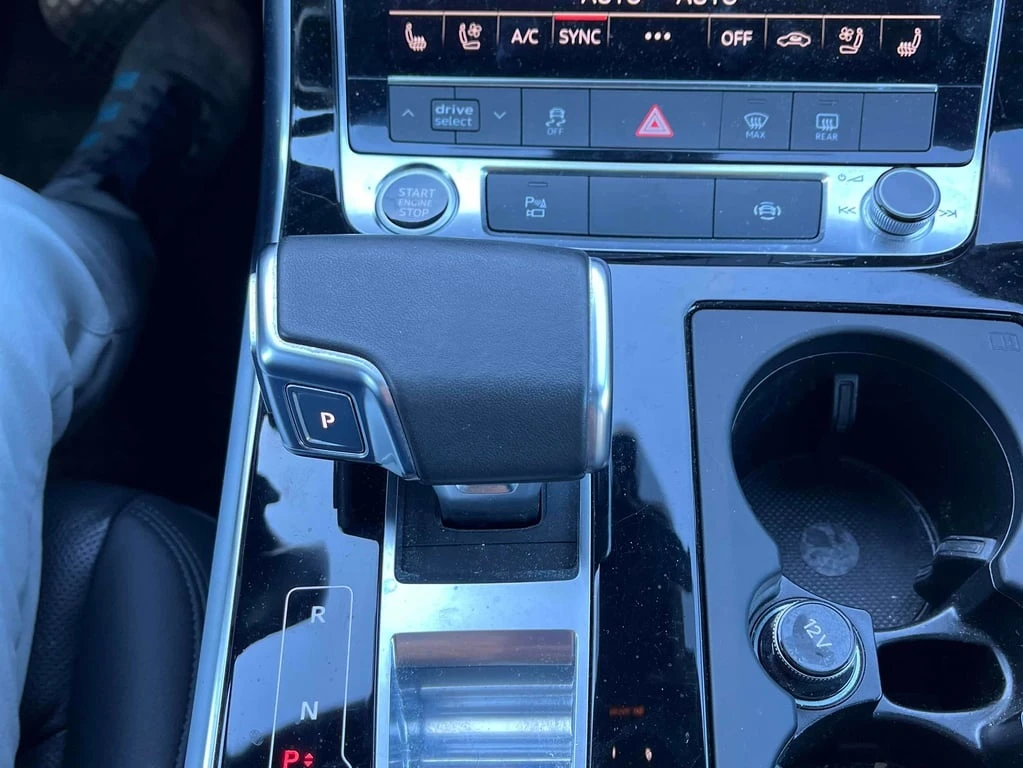 Audi Q7 * Progressiv * CARFAX * БЕЗ ПЪРВОНАЧАЛНА ВНОСКА - изображение 9