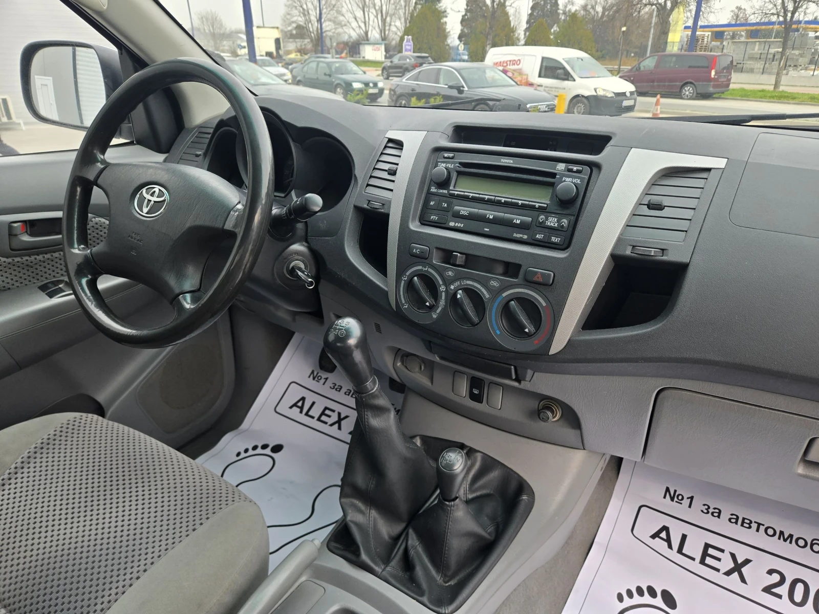 Toyota Hilux  - изображение 8