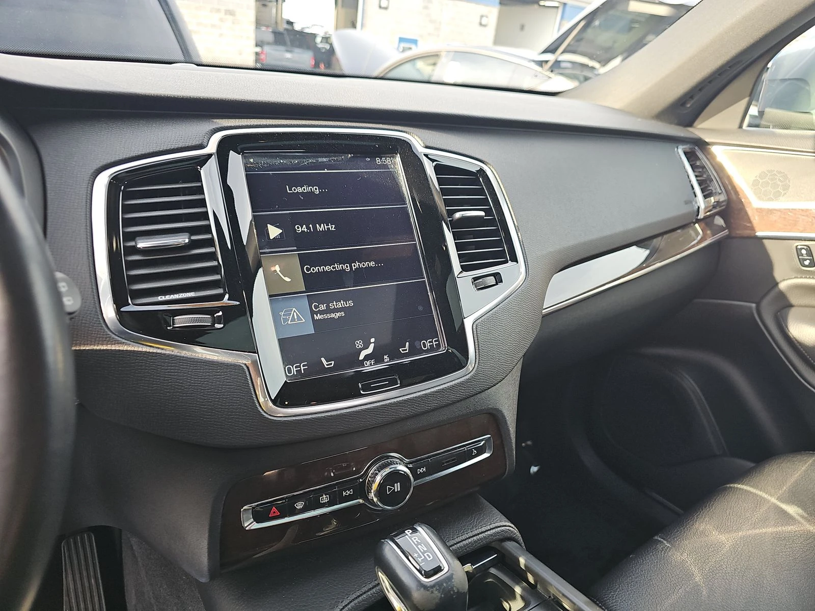 Volvo Xc90 T6* MOMENTUM* ДИГИТАЛНО* ТАБЛО* КАМЕРА* МАСАЖ* ДИС, снимка 11 - Автомобили и джипове - 53801718