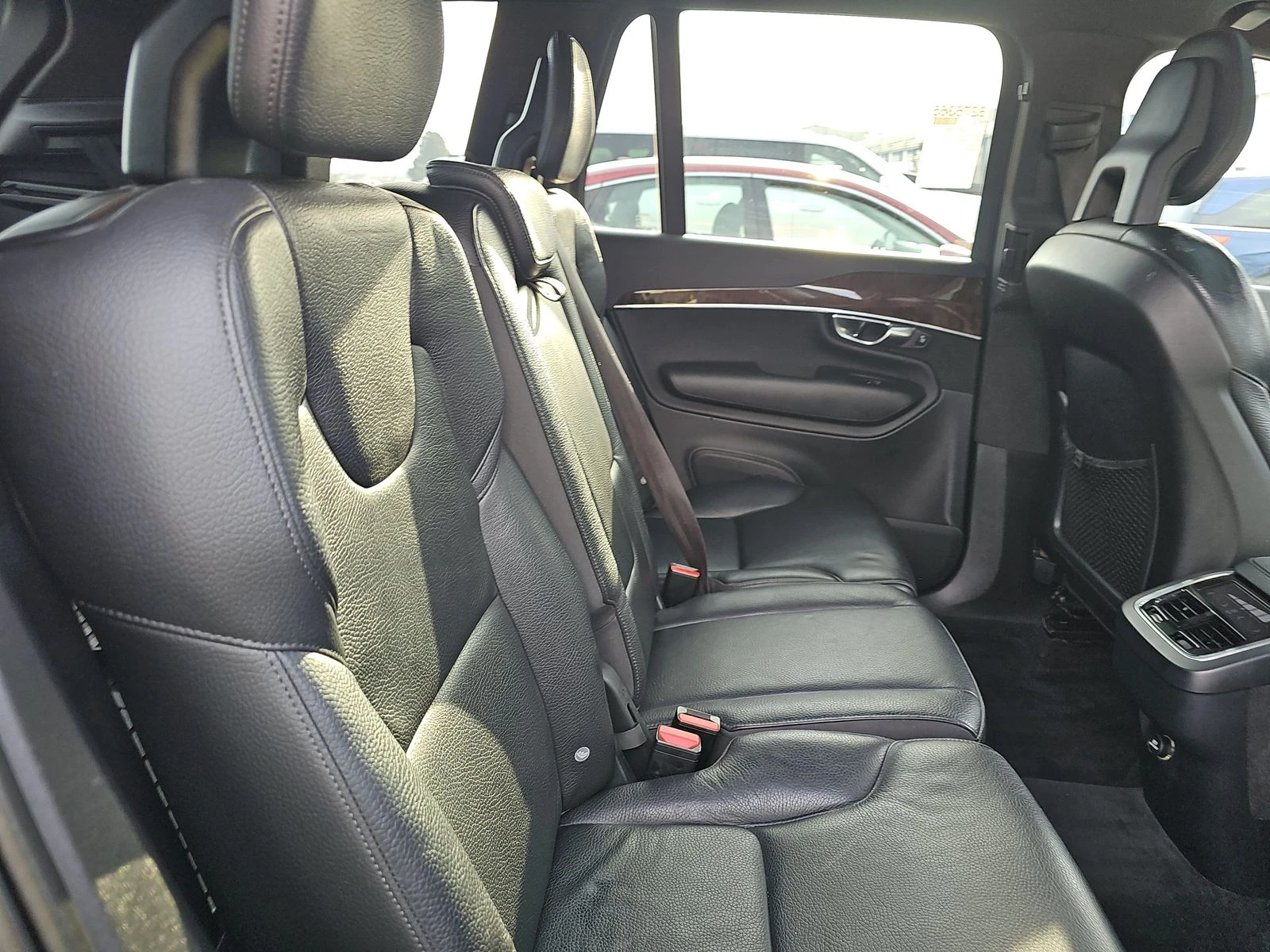 Volvo Xc90 T6* MOMENTUM* ДИГИТАЛНО* ТАБЛО* КАМЕРА* МАСАЖ* ДИС, снимка 16 - Автомобили и джипове - 53801718