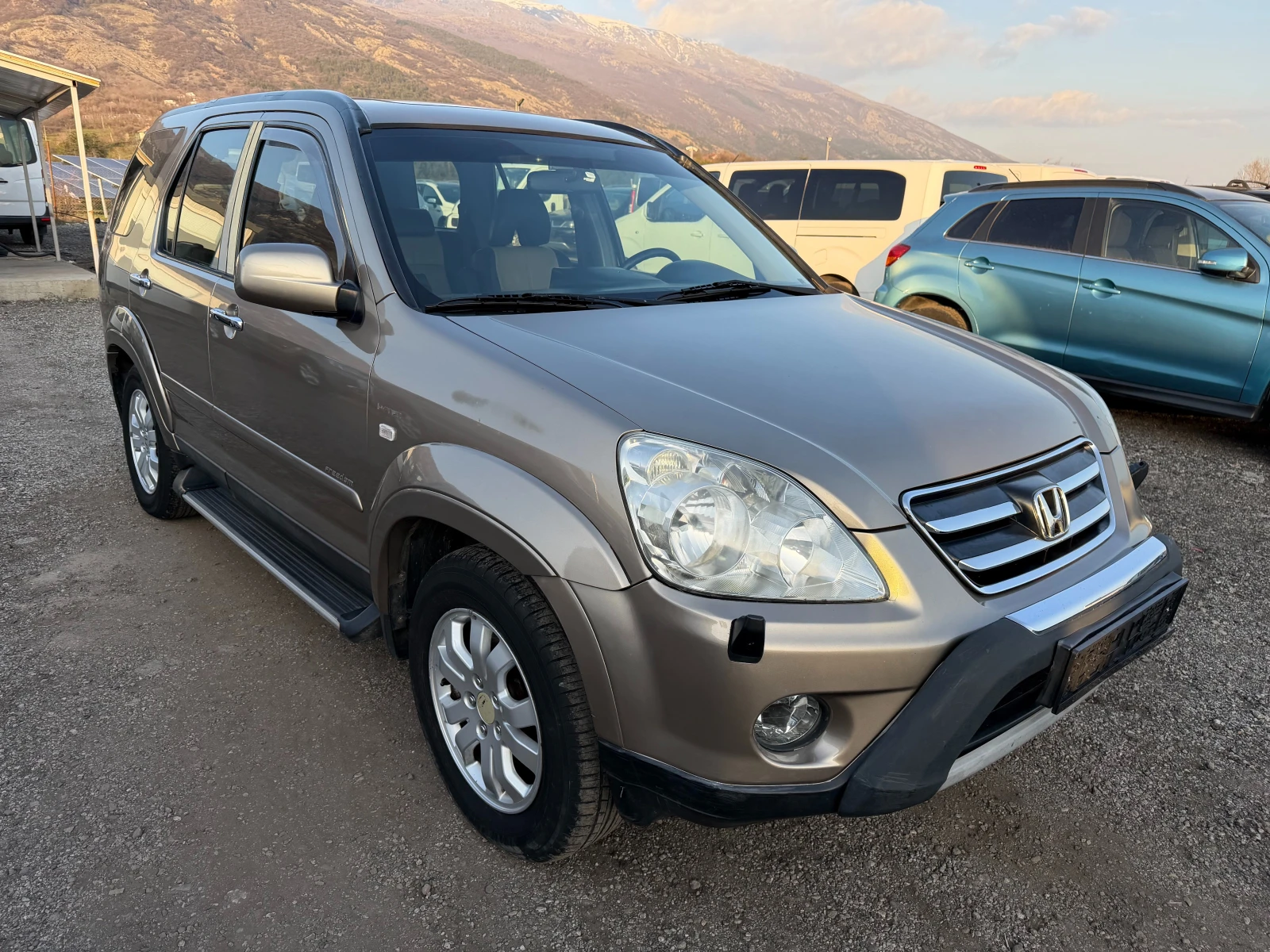 Honda Cr-v 2.0 GAZ ГЪРЦИЯ, снимка 3 - Автомобили и джипове - 53851619