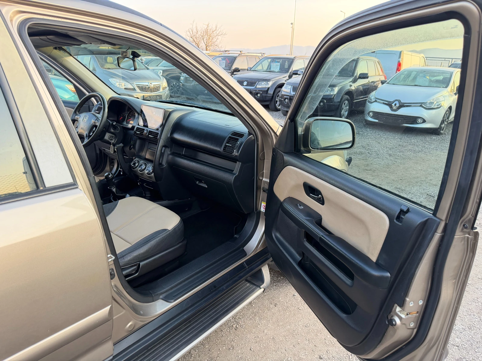 Honda Cr-v 2.0 GAZ ГЪРЦИЯ, снимка 14 - Автомобили и джипове - 53851619