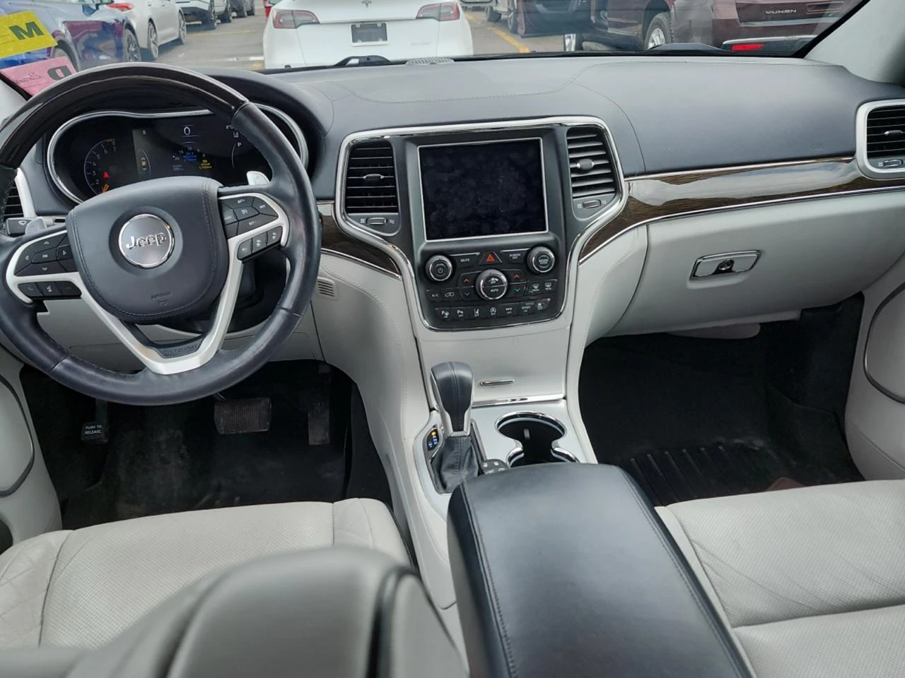 Jeep Grand cherokee Summit* 3.6* Обдух* Distronic* Подгреви* Панo* FUL, снимка 10 - Автомобили и джипове - 53872937