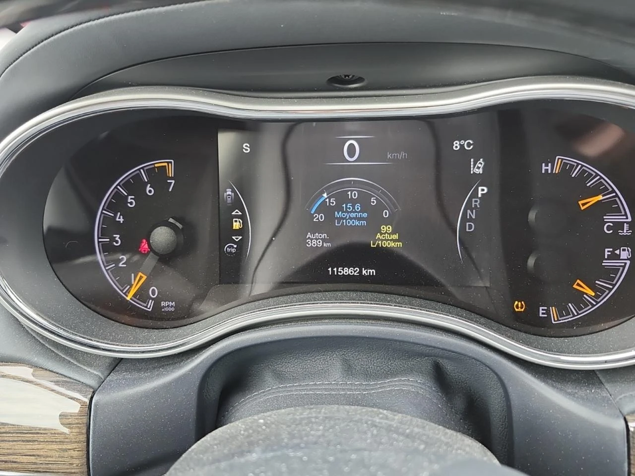 Jeep Grand cherokee Summit* 3.6* Обдух* Distronic* Подгреви* Панo* FUL, снимка 9 - Автомобили и джипове - 53872937