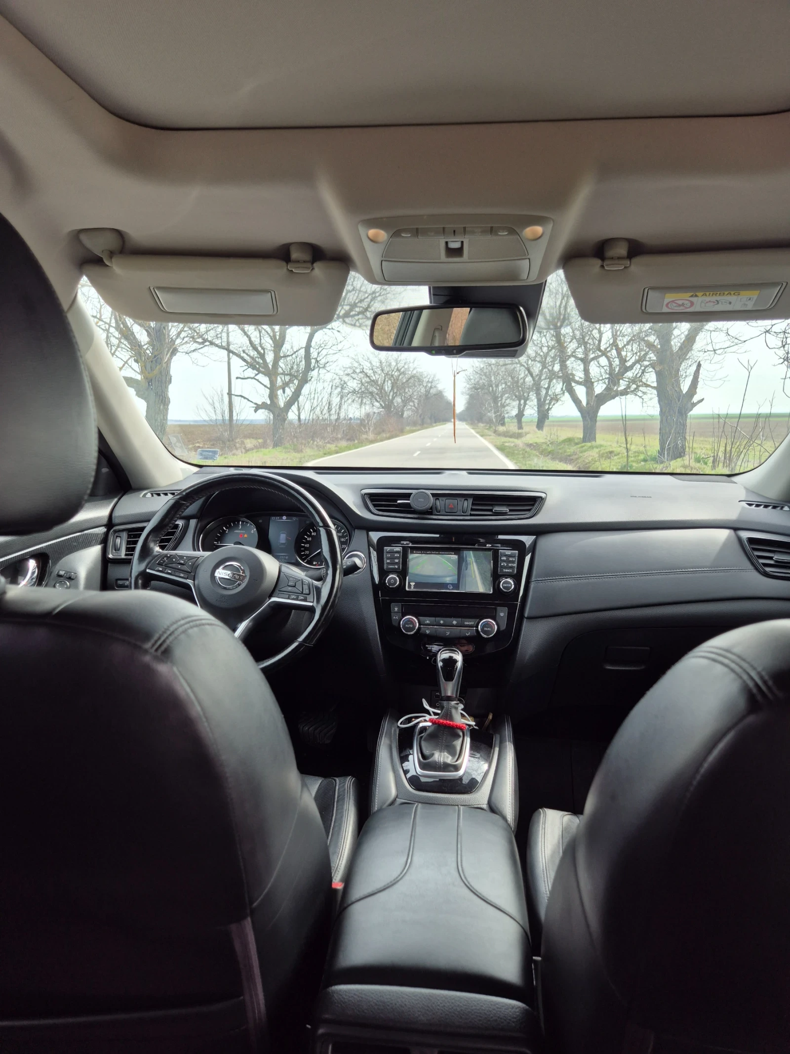 Nissan X-trail Tekna, снимка 2 - Автомобили и джипове - 53901327