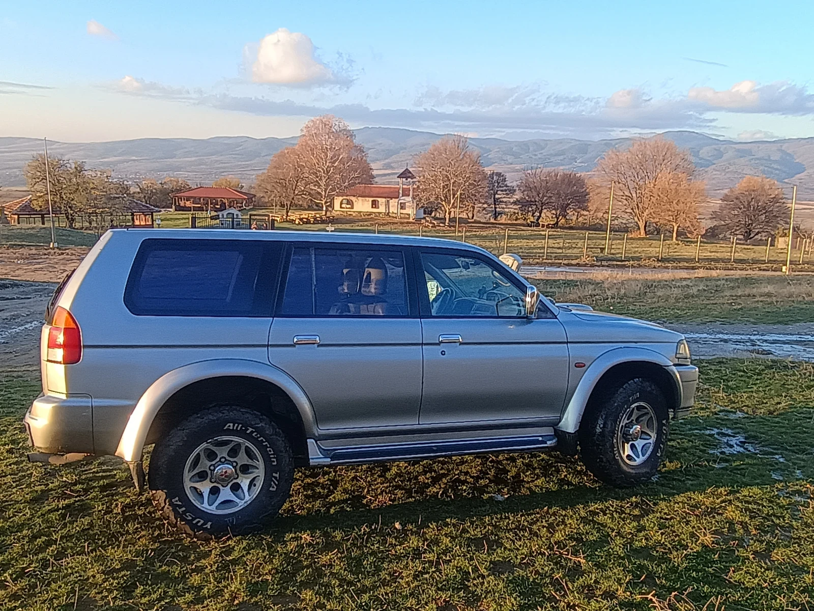 Mitsubishi Pajero sport, снимка 5 - Автомобили и джипове - 53985661