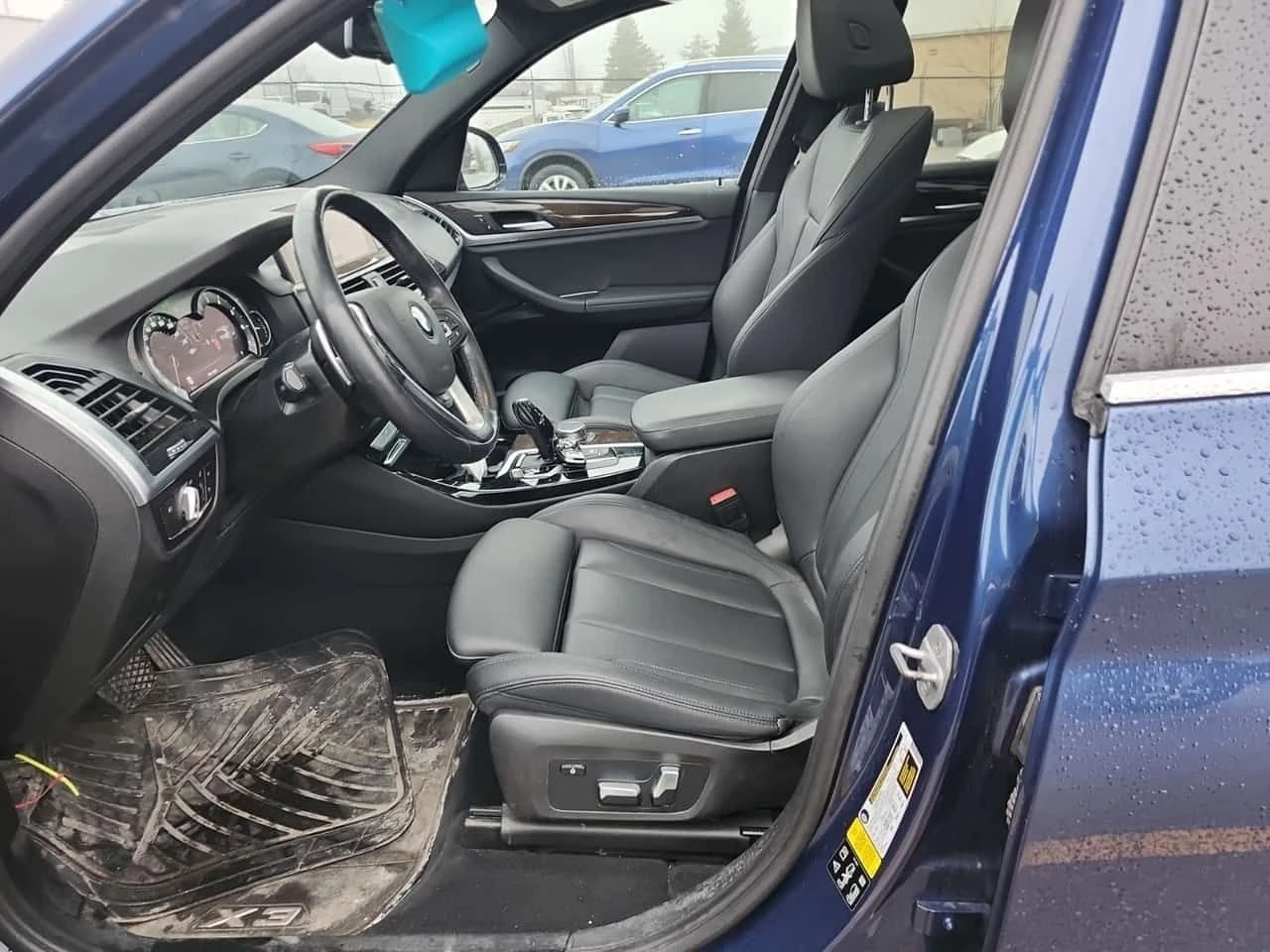 BMW X3 XDRIVE30I| PANORAMA| CARFAX| , снимка 7 - Автомобили и джипове - 54077658