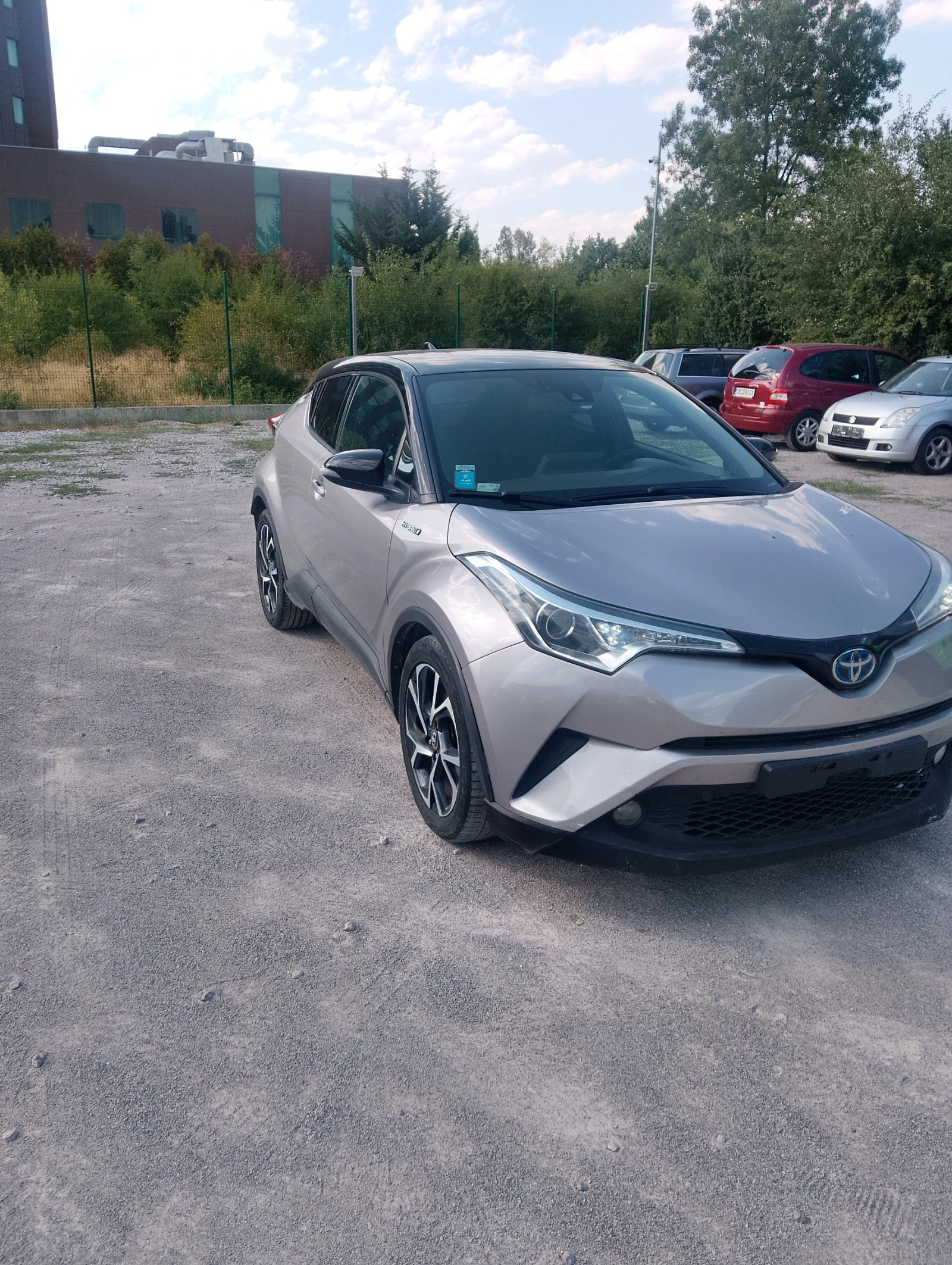 Toyota C-HR Bicolor, снимка 7 - Автомобили и джипове - 54570941