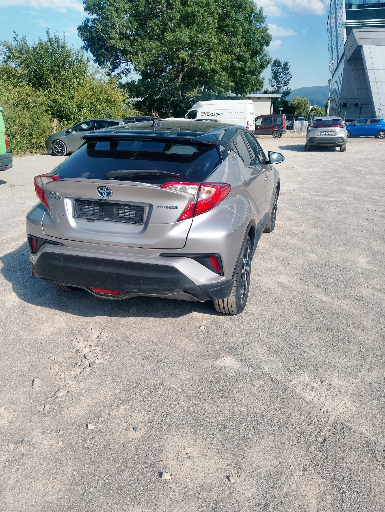 Toyota C-HR Bicolor, снимка 6 - Автомобили и джипове - 54570941
