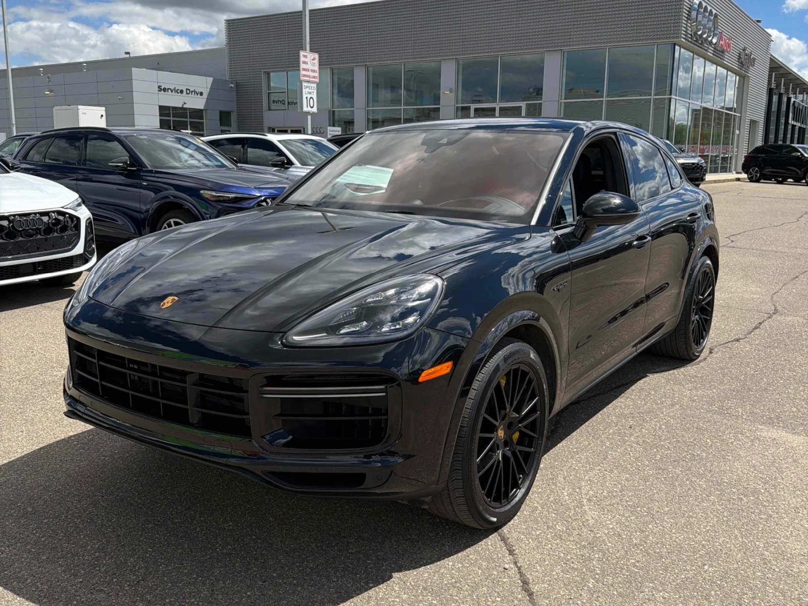Porsche Cayenne TURBO S E- HYBRID / CARFAX