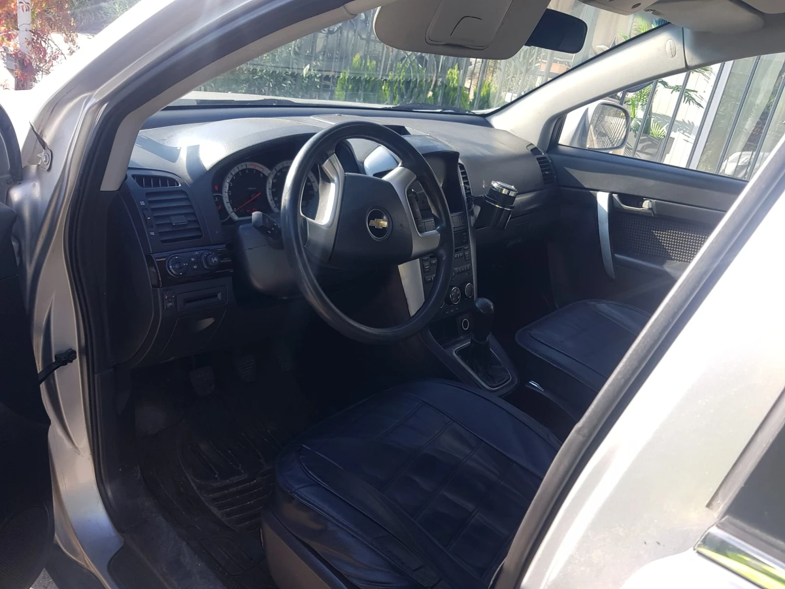 Chevrolet Captiva 2.4, снимка 5 - Автомобили и джипове - 55191706