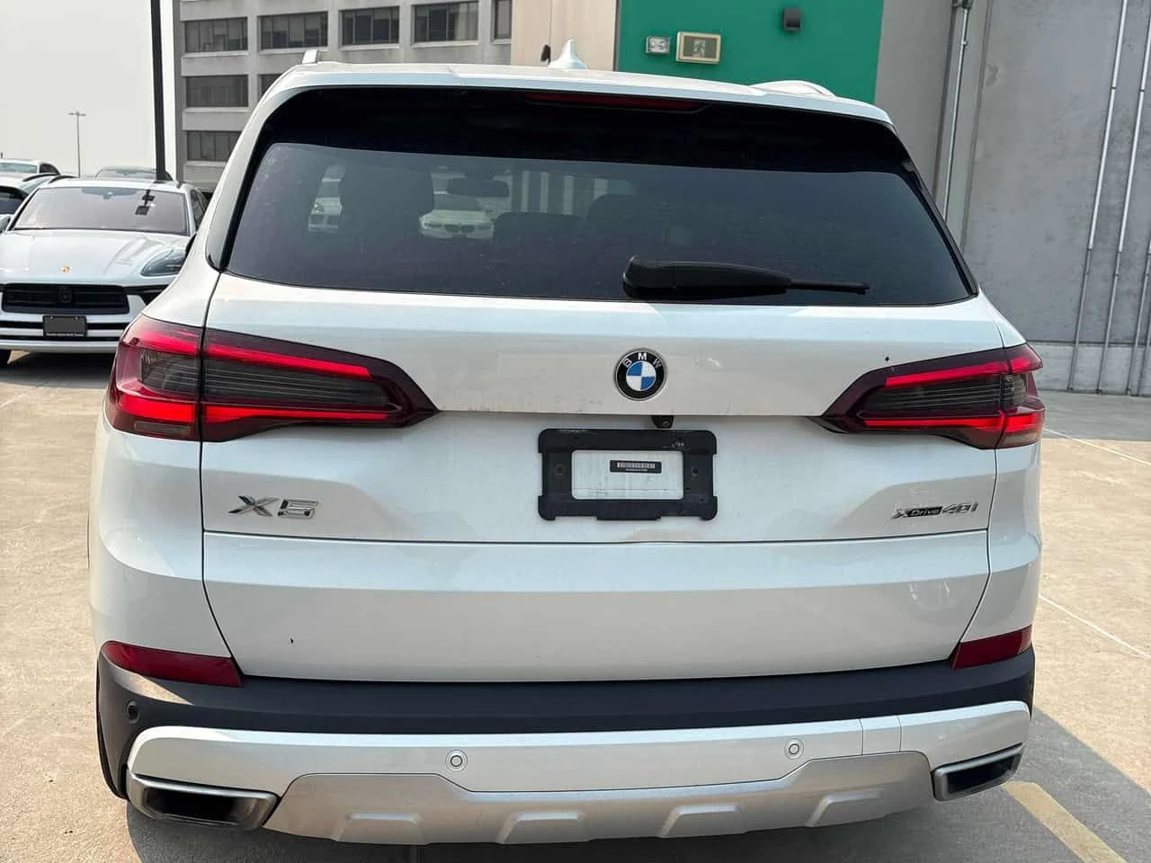 BMW X5 | ЛАЗЕРИ | 360 | HUD | HARMAN KARDON | , снимка 4 - Автомобили и джипове - 55317931