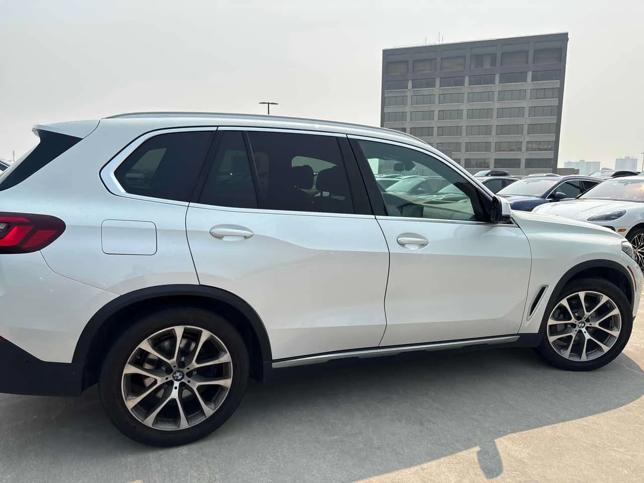 BMW X5 | ЛАЗЕРИ | 360 | HUD | HARMAN KARDON | , снимка 3 - Автомобили и джипове - 55317931