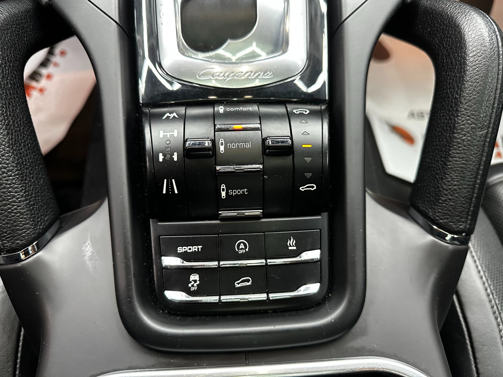 Porsche Cayenne 3.0TDI 245кс/ГАРАНЦИЯ 6 МЕС/ПАНОРАМА/ВЕНТИЛАЦИЯ/, снимка 14 - Автомобили и джипове - 56148462