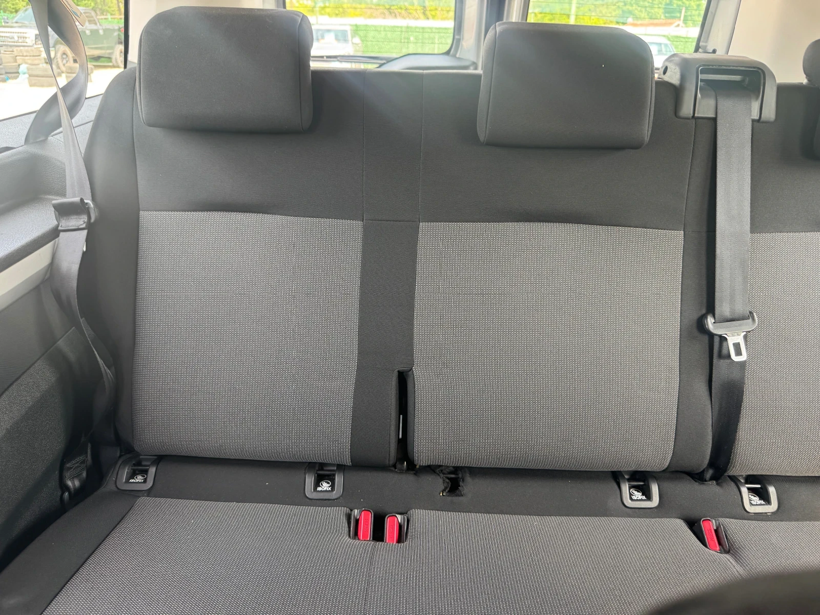 Opel Vivaro 8+ 1 , снимка 16 - Бусове и автобуси - 54805854