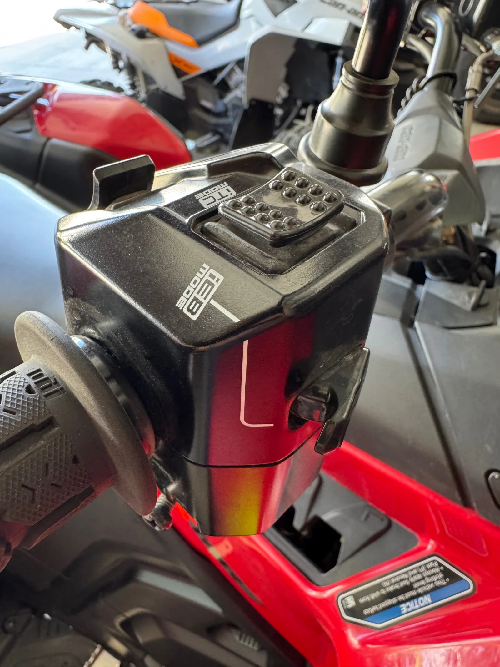 Can-Am Outlander XMR, снимка 11 - Мотоциклети и мототехника - 56096939