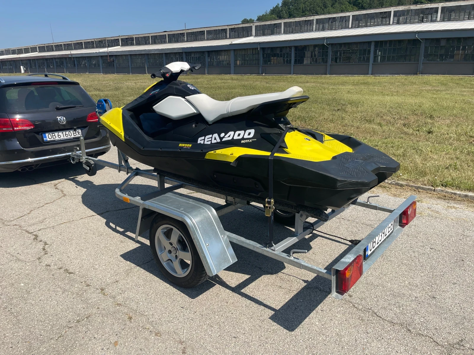 Джет Bombardier Sea Doo Spark 3up - изображение 7