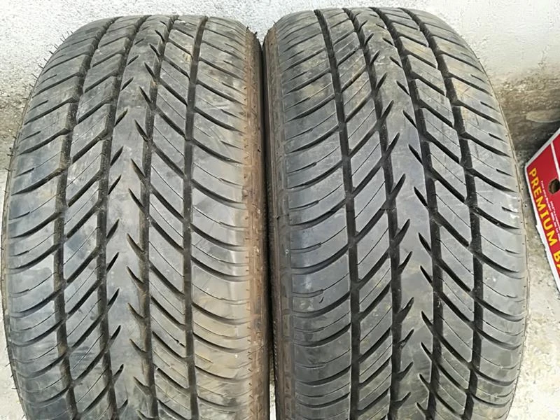 Гуми Летни 195/50R15, снимка 1 - Гуми и джанти - 22854368