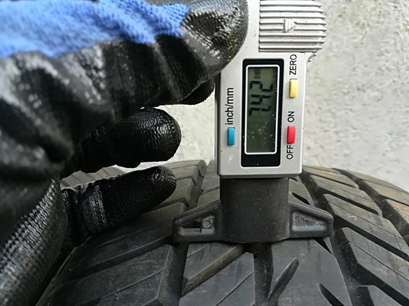 Гуми Летни 195/50R15, снимка 3 - Гуми и джанти - 22854368