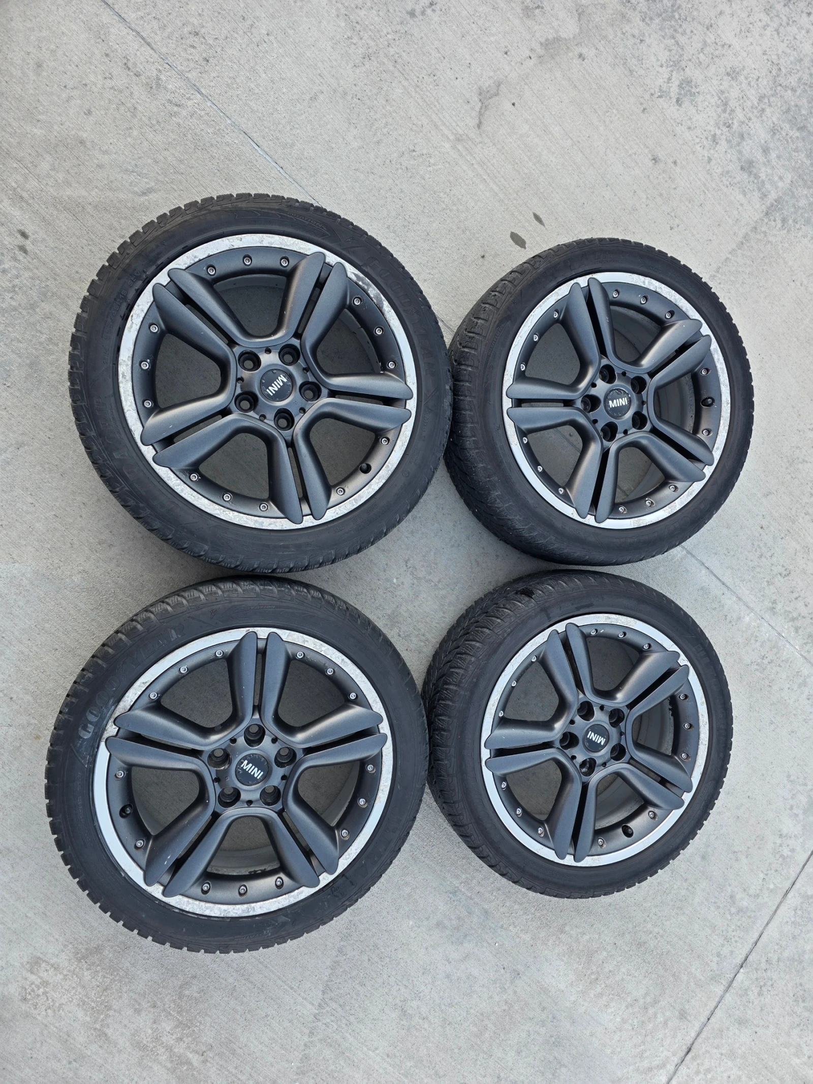 Гуми с джанти Goodyear 225/45R18