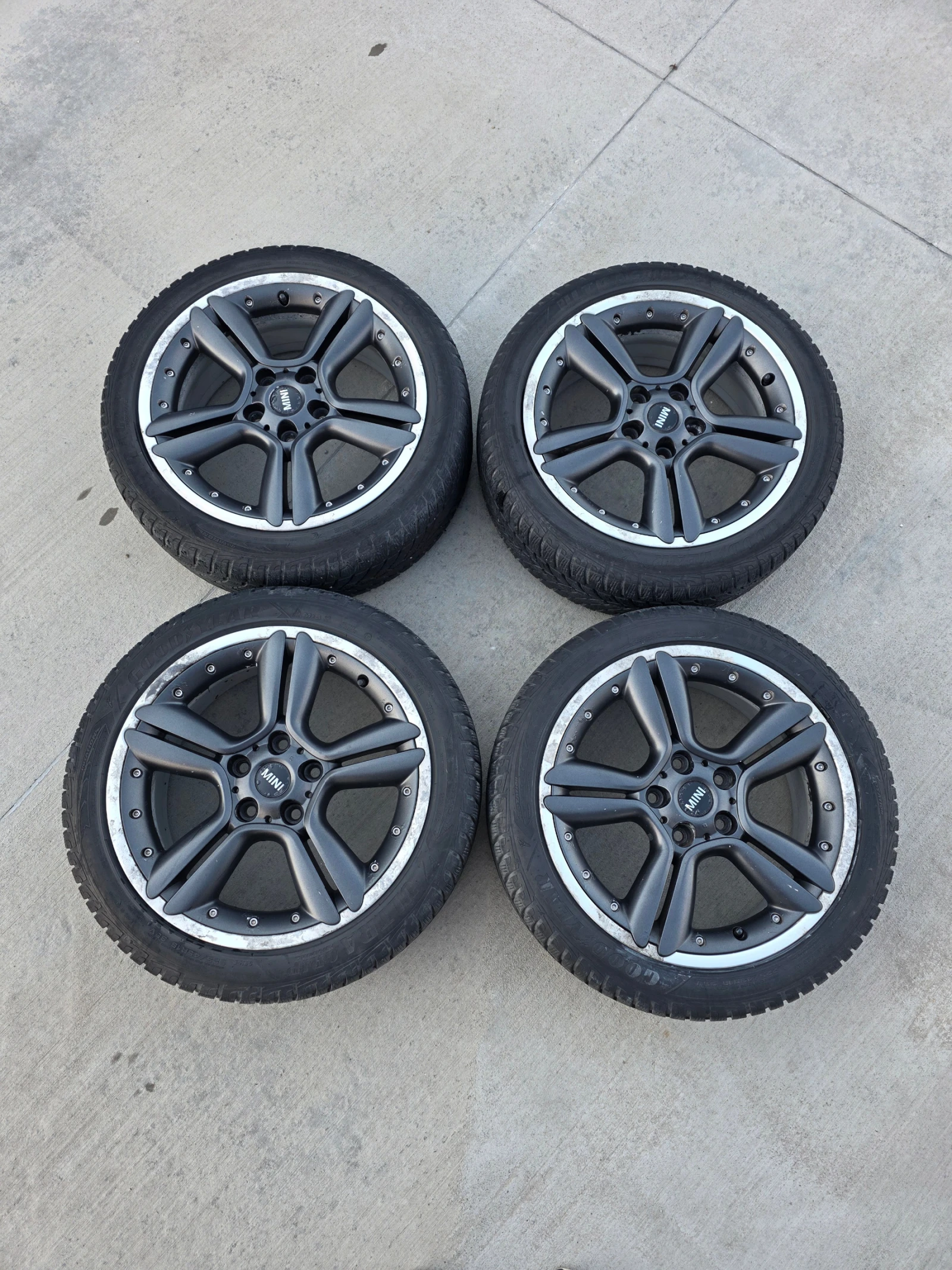 Гуми с джанти Goodyear 225/45R18, снимка 2 - Гуми и джанти - 54171858