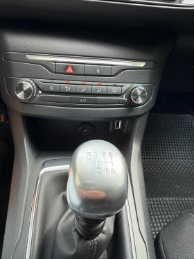 Peugeot 308, снимка 11