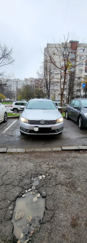 VW Passat - 12800 лв. / 6544.54 € - 35971258 2
