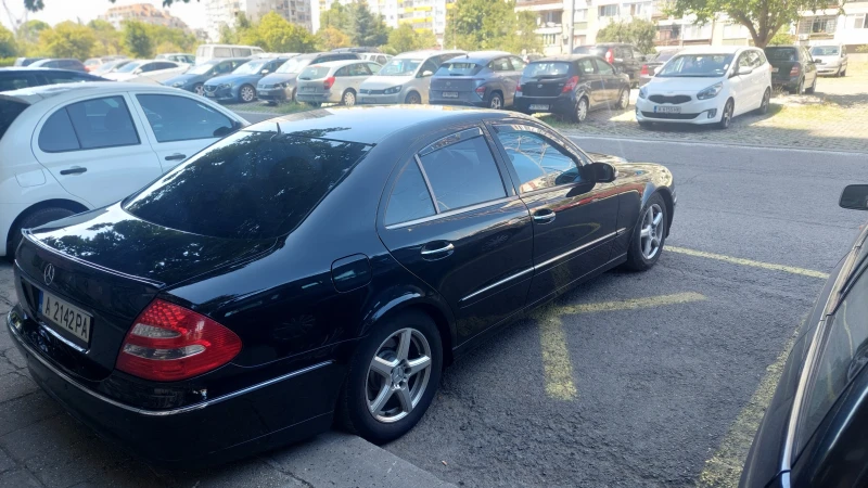 Mercedes-Benz E 320, снимка 8 - Автомобили и джипове - 49182758