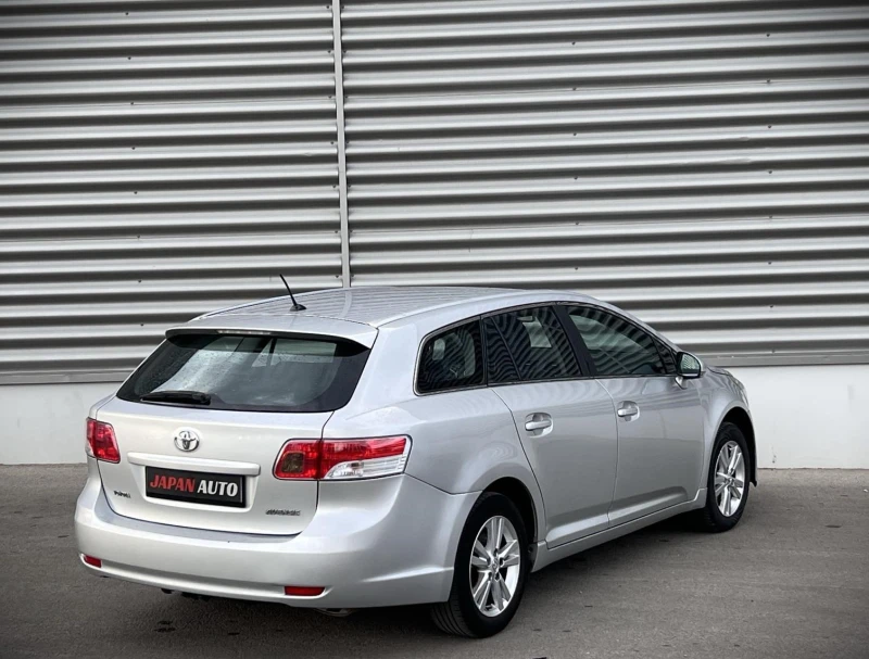 Toyota Avensis 1.8i 147HP ГАРАНЦИЯ 3м ИЛИ 3000км, снимка 5 - Автомобили и джипове - 46998723