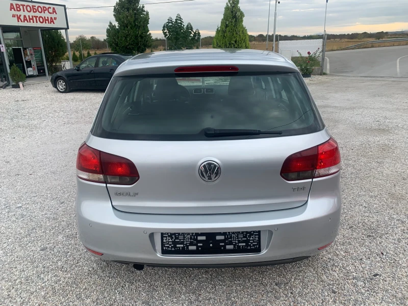 VW Golf 1.6TDI, снимка 7 - Автомобили и джипове - 47299852